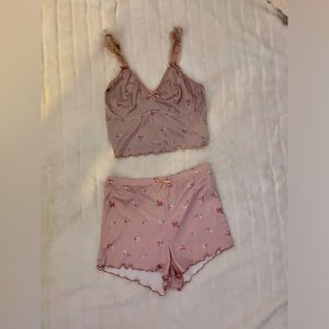 Pink floral pj set 💗